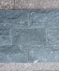 Alternative view of Đá bóc xanh rêu 10x20cm